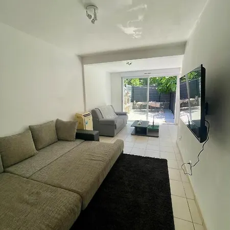 Nyaraló Superbe Maison De 70 M2 Avec Terrasse, Golfe De Saint-tropez